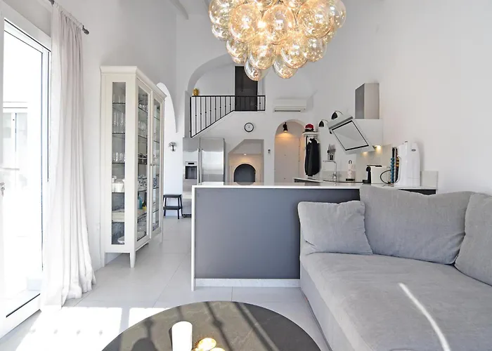 Apartment Casablanca 8 *